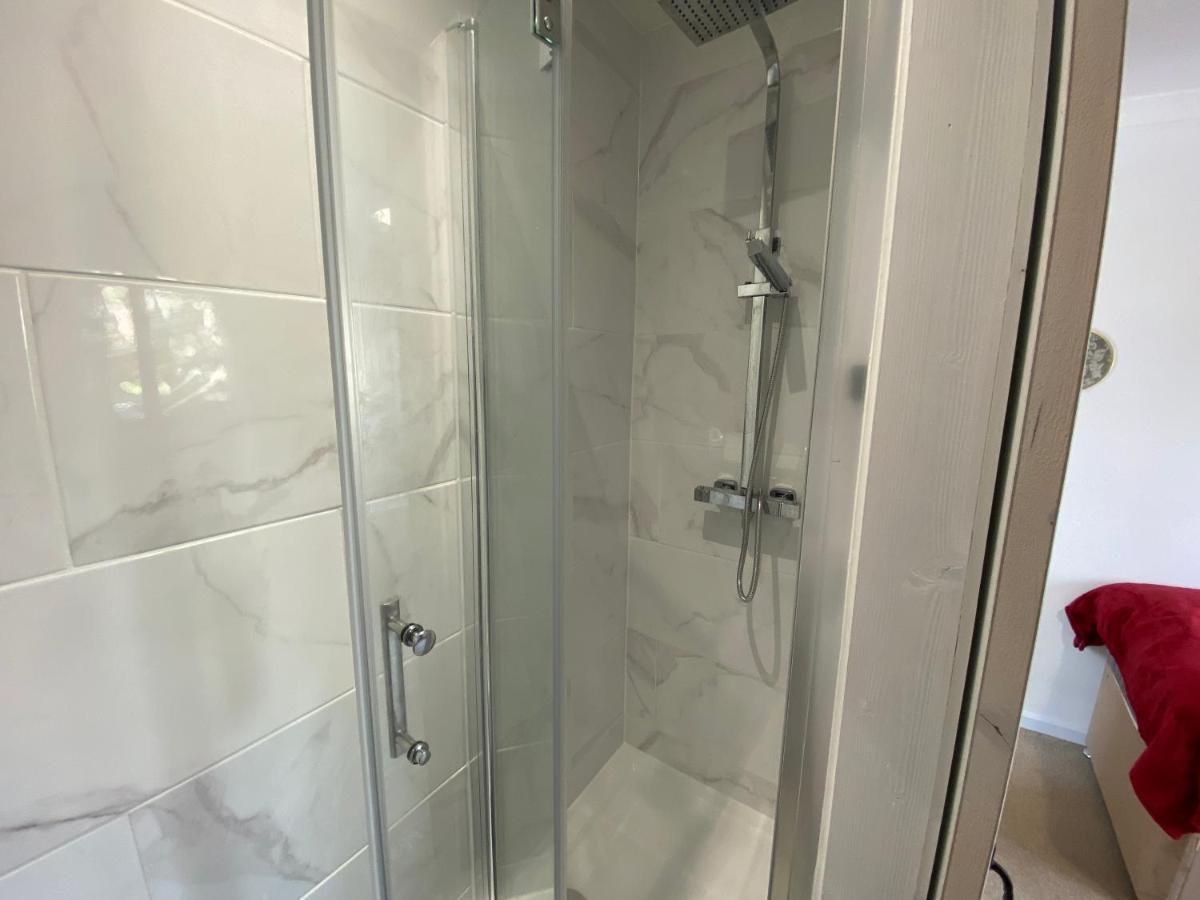 Host & Stay - Cotman Close Milton Keynes Exteriör bild